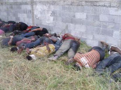 Cadáveres de inmigrantes " sin papeles" asesinados en México en una nave de San Fernando en 2010
