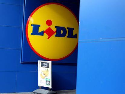 Lidl abre en Madrid su mayor planta logística de Europa