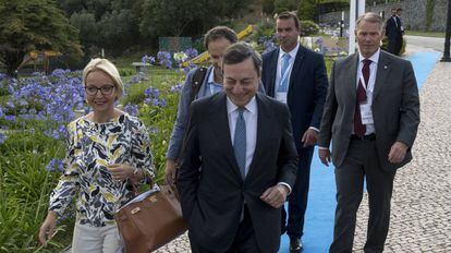 Mario Draghi, presidente del BCE, este martes en Sintra (Portugal).
