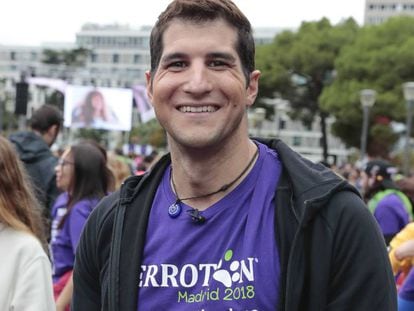 Julián Contreras Jr. durante la carrera