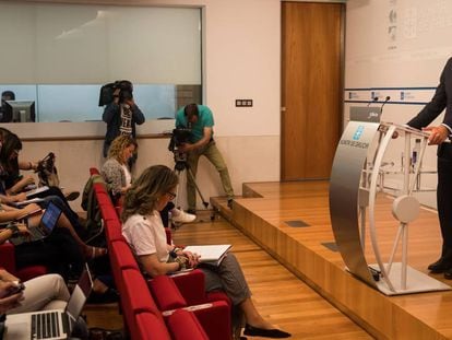 Sala de prensa del palacio de San Caetano durante una comparecencia de Feijóo en 2018.