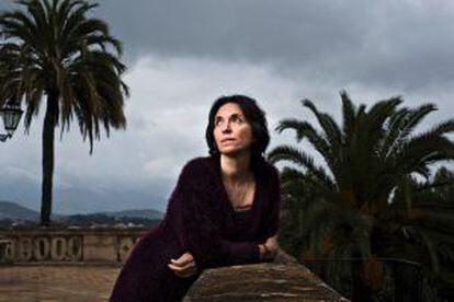 La viuda del guitarrista, Gabriela Canseco, en Mallorca, lugar elegido por De Lucía para vivir.