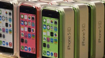 Apple iPhone 5C.