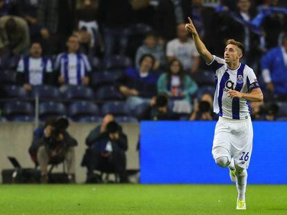 H&eacute;ctor Herrera celebra su gol con el Oporto.