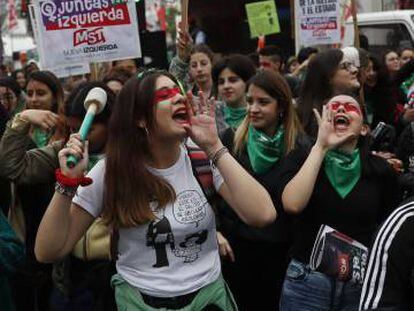 Manifestación a favor de la ley del aborto el miércoles 8 de agosto frente al Senado de Argentina.