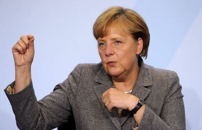 Merkel comparece ante los medios en Berlín.