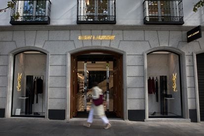 La tienda de Yvest Saint Laurent que fue robada en septiembre, en la calle de Serrano, una de las zonas más exclusivas de la ciudad, en Madrid