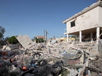 Casa de Alcanar (Tarragona), donde el grupo terrorista que atentó en La Rambla de Barcelona almacenaba productos para explosivos, tras la deflagración en agosto de 2017.