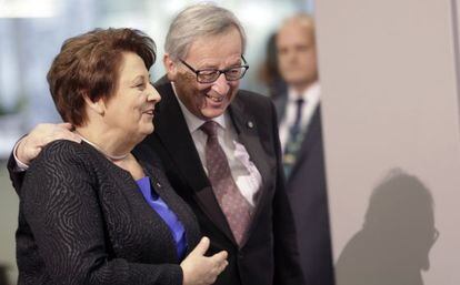 Jean-Claude Juncker i la primera ministra letona, Laimdota Straujuma, aquest dijous a Riga.