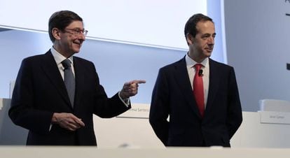 El presidente de Caixabank, Jose Ignacio Goirigolzarri, y el consejero delegado de la entidad, Gonzalo Gortázar.