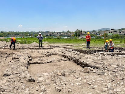 Sitio donde fueron descubiertos vestigios arqueológicos durante la construcción de una tienda Walmart en Tula (Hidalgo).