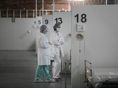Zona nueva de camas para enfermos con coronavirus en el hospital del Mar de Barcelona.