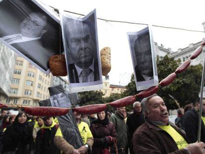 Un momento de la manifestación de afectados por las preferentes en A Coruña