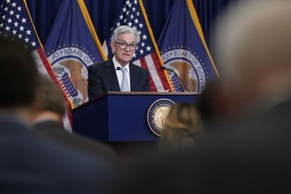 Jerome Powell, presidente de la Reserva Federal, durante la rueda de prensa en la que explica la nueva subida de tipos de interés, este miércoles en Washington.