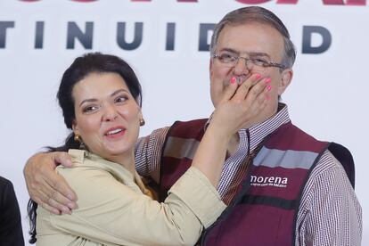 Rosalinda Bueso y Marcelo Ebrard, el 14 de junio en la Ciudad de México.