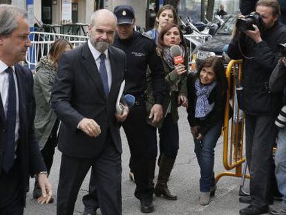 El expresidente de la Junta de Andaluc&iacute;a Manuel Chaves, a su llegada en abril al Supremo.