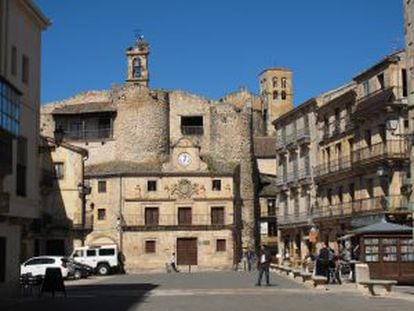 Plaza mayor de Sep&uacute;lveda, en Segovia. 