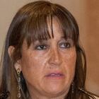 ZARAGOZA. 14/05/20.- La nueva consejera de Sanidad aragonesa, Sira Repollés (c), da un discurso este jueves, durante su ceremonia de toma de posesión en Zaragoza. Repollés ha tendido este jueves la mano a las entidades profesionales y sindicales para "hablar y dialogar y establecer acuerdos" tanto para continuar con las líneas establecidas en la potenciación de la atención primaria y con la prioridad de superar la pandemia de COVID-19. EFE/Javier Cebollada
