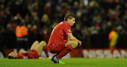 Gerrard, tras la eliminaci&oacute;n del Liverpool.