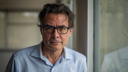 Alejandro Gaviria, ministro de educación del gobierno de Gustavo Petro durante entrevista para EL PAÍS en su despacho en Bogotá, el 23 de noviembre del 2022.