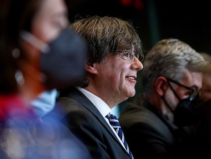 El expresidente de la Generalitat Carles Puigdemont, huido a Bélgica, en una intervención en el Parlamento Europeo en Bruselas el pasado 19 de abril.