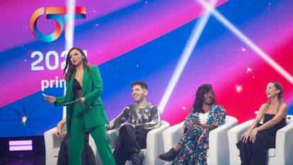 Chenoa y el jurado de 'Operación Triunfo 2023', en el plató del programa.