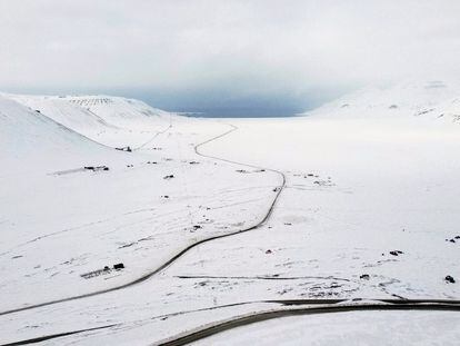 Zonas de Longyearbyen, el pasado 20 de abril 2022. Archipiélago noruego de Svalbard.
fotos: Luis Manuel Rivas