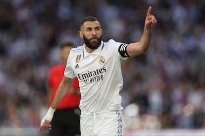 Karim Benzema celebra su segundo puesto en Valladolid.