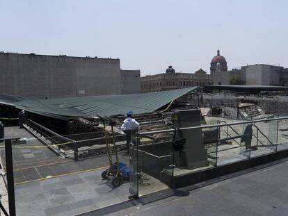 Una tormenta de granizo destruye la cobertura de la Casa de las Águilas en el Templo Mayor, en imágenes