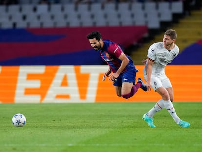 Ilkay Gündogan ante Valeriy Bondar, en el partido entre el Barcelona y el Shakhtar.