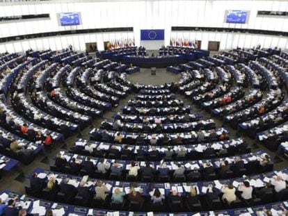 Vista general de una sesión plenaria en hemiciclo del Parlamento Europeo.