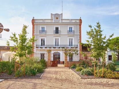 Las tres casas de la semana: de una rodeada de viñedos en el Penedès por 2,3 millones a otra en Marbella por 4,5 millones