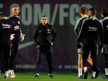 Valverde, en el último entrenamiento del Barcelona.