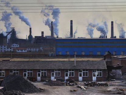 Vista de una de las áreas industriales de la ciudad de Muchangkou, en la región de Tangshan.