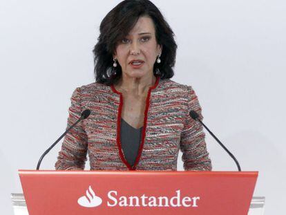 La presidenta del Santander, Ana Botin, durante la presentacion de resultados de 2014, la primera tras ser nombrada presidenta de la entidad. LUIS SEVILLANO