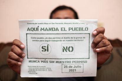 Una de las papeletas para votar a favor o en contra de una macrogranja de cerdos en Yucatán, en una consulta de julio 2021.