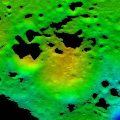 Imagen del cráter lunar Cabeus a que ha elegido la NASA como objetivo de su sonda espacial <i>Lcross</i>