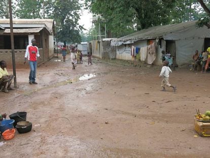 Campo de desplazados de Mukassa, Bangui, República Centroafricana, junio de 2016