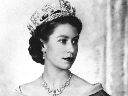 La reina Isabel II el d&iacute;a de su coronaci&oacute;n, el 6 de febrero de 1952. 