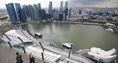 El distrito financiero de Singapur desde Skypark.