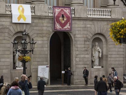 Fachada del Ayuntamiento de Barcelona.