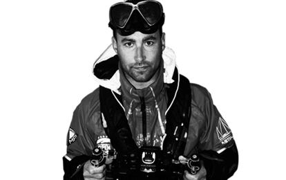 El cámara submarino Fernando Garfella, en una imagen de Bogar Films.