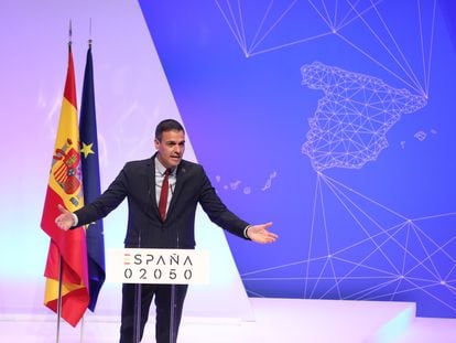 El presidente del Gobierno, Pedro Sánchez, presenta el proyecto España 2050 en Madrid este 20 de mayo.