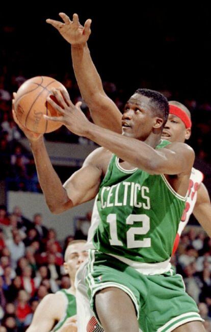 Dominique Wilkins (12º en el ránking de anotadores de la NBA con 26.668 puntos) en un Celtics-Portland de 1995.
