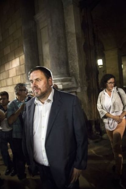 Oriol Junqueras i Marta Rovira, sortint de la reunió.