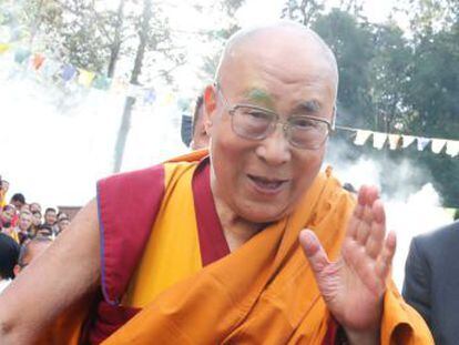 El líder espiritual tibetano, de 83 años, fue trasladado el martes desde su residencia en la ciudad de Dharamsala, en el norte de la India, hasta un hospital de la capital