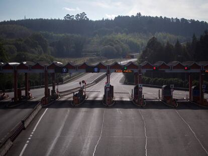 Peaje de la autopista  AP-9 en Guísamo, Bergondo (A Coruña).  
 