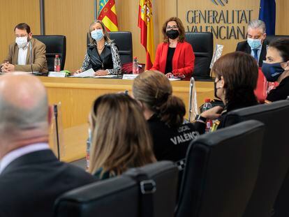La Comisión de Coordinación contra la Violencia de Género de la Audiencia Provincial de Valencia reunida este viernes en Valencia.