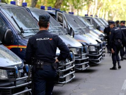 Policía Nacional en un dispositivo de seguridad en Madrid 