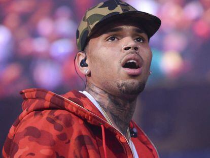 Chris Brown, durante un concierto en 2015.